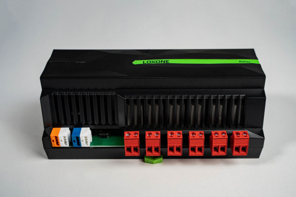 ph-shop-10038-relay-extension-01-2x