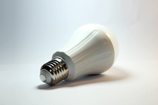 LED A5 A65 E27 15W 3000K 1125LM