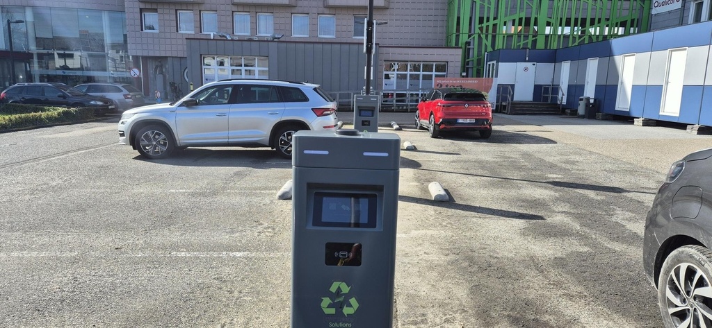 [IOC000020] Duaal AC Laadstation 2x 11kW met type2 stopcontact