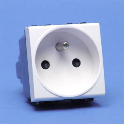 [0187099] Stopcontact Light - 2P+A - 10/16A - 250V - afgeschermde klemmen - 2 modules