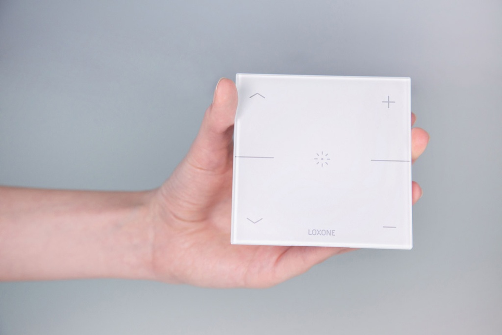 [100801] LOXONE Touch Pure voor Nano Fluweelwit